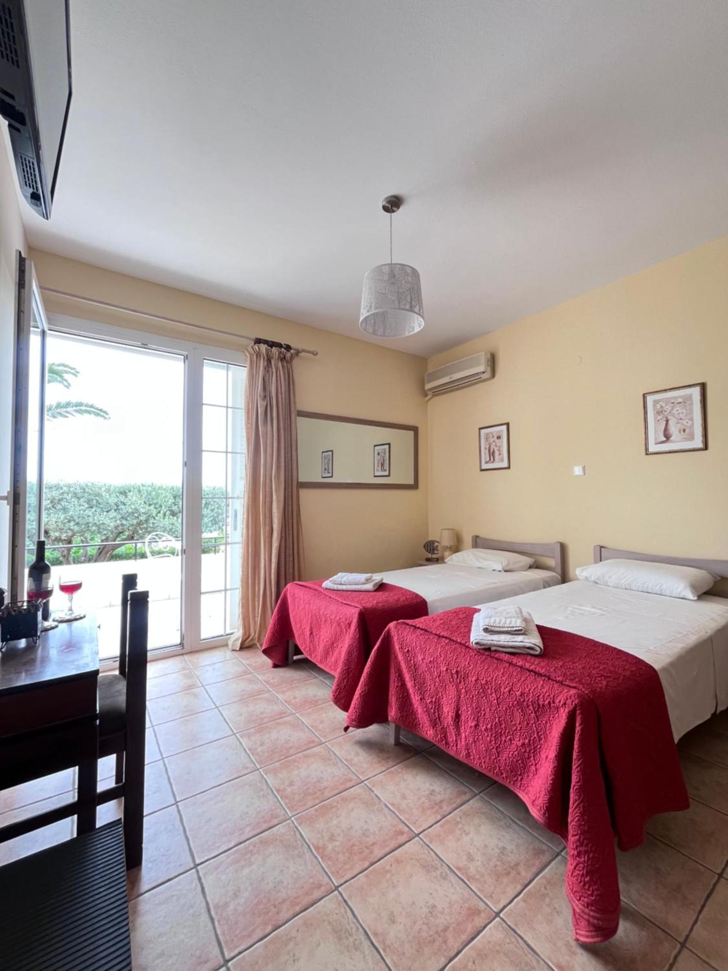 Hotel Elena Alinda  Esterno foto